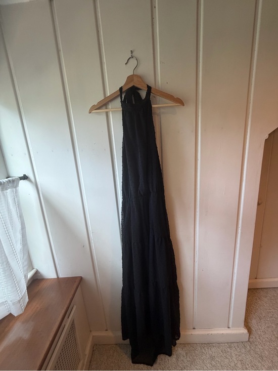 PrettyLittleThing Dresses & Skirts - Flowy Black Halter Maxi Dress - Wedding Guest
